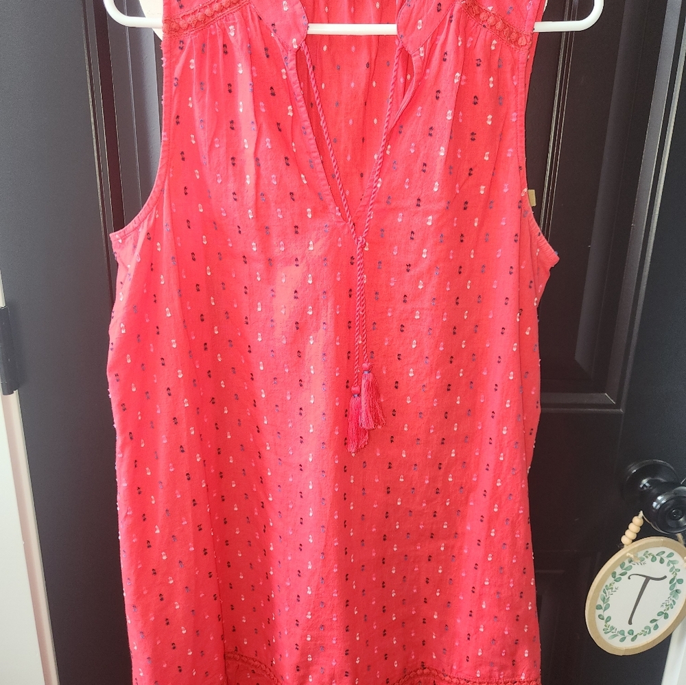 Crown & Ivy Red Patterned Top